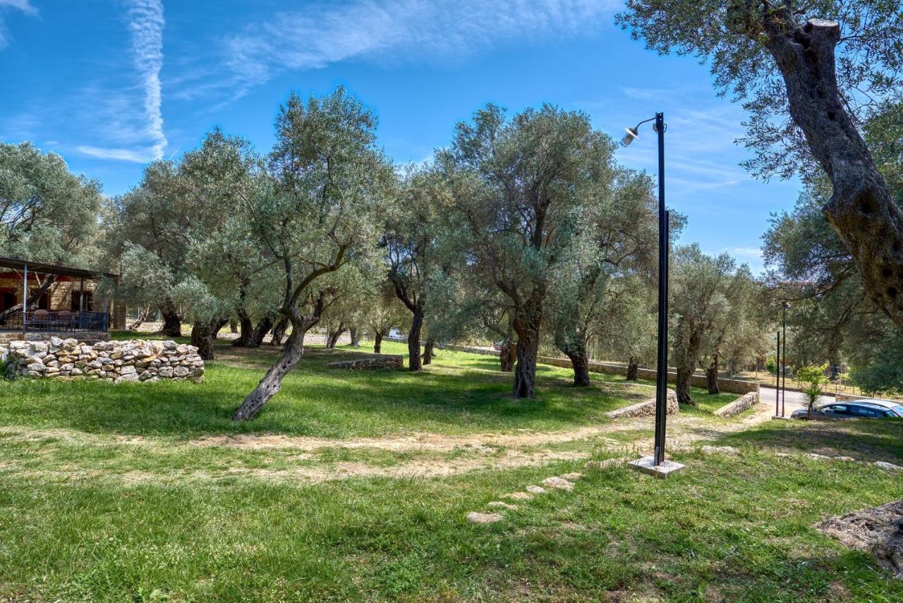 Stonehouse In Olives Daire Ülgün Dış mekan fotoğraf