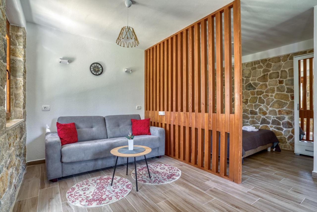 Stonehouse In Olives Daire Ülgün Dış mekan fotoğraf